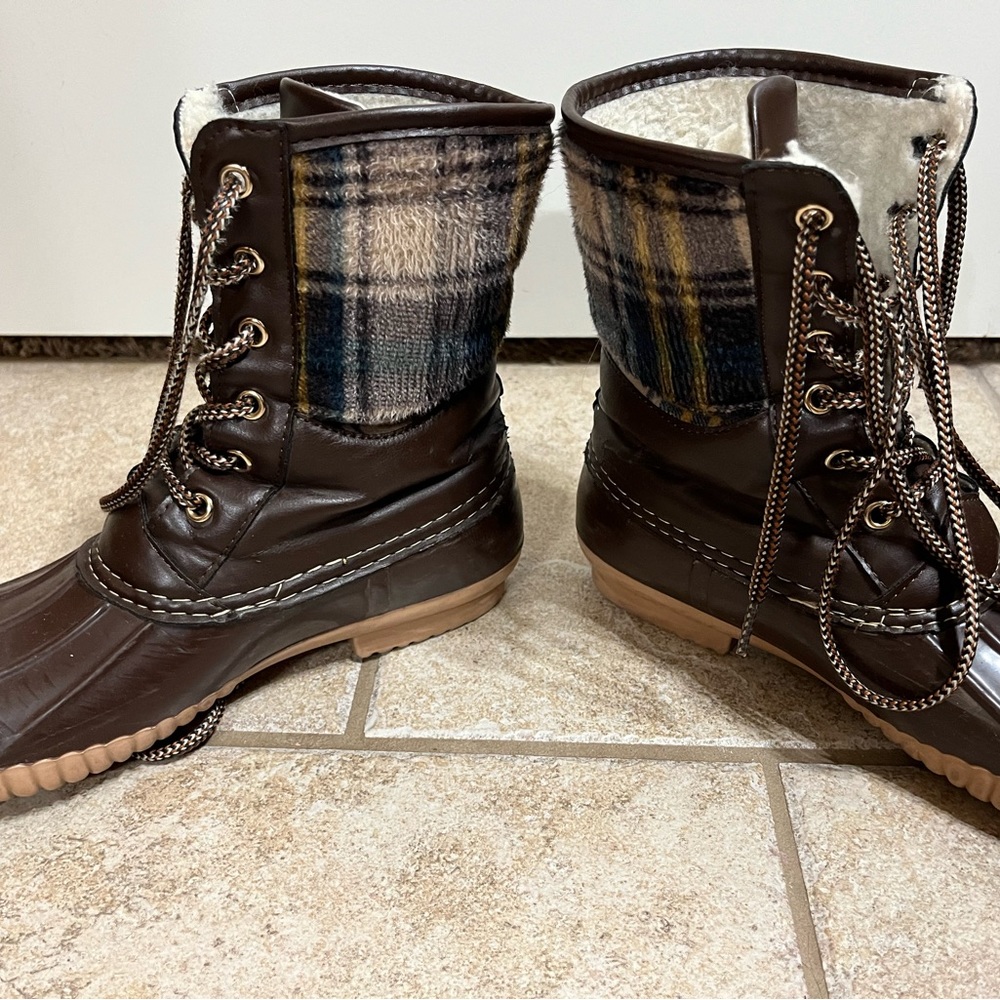 Duck Boots